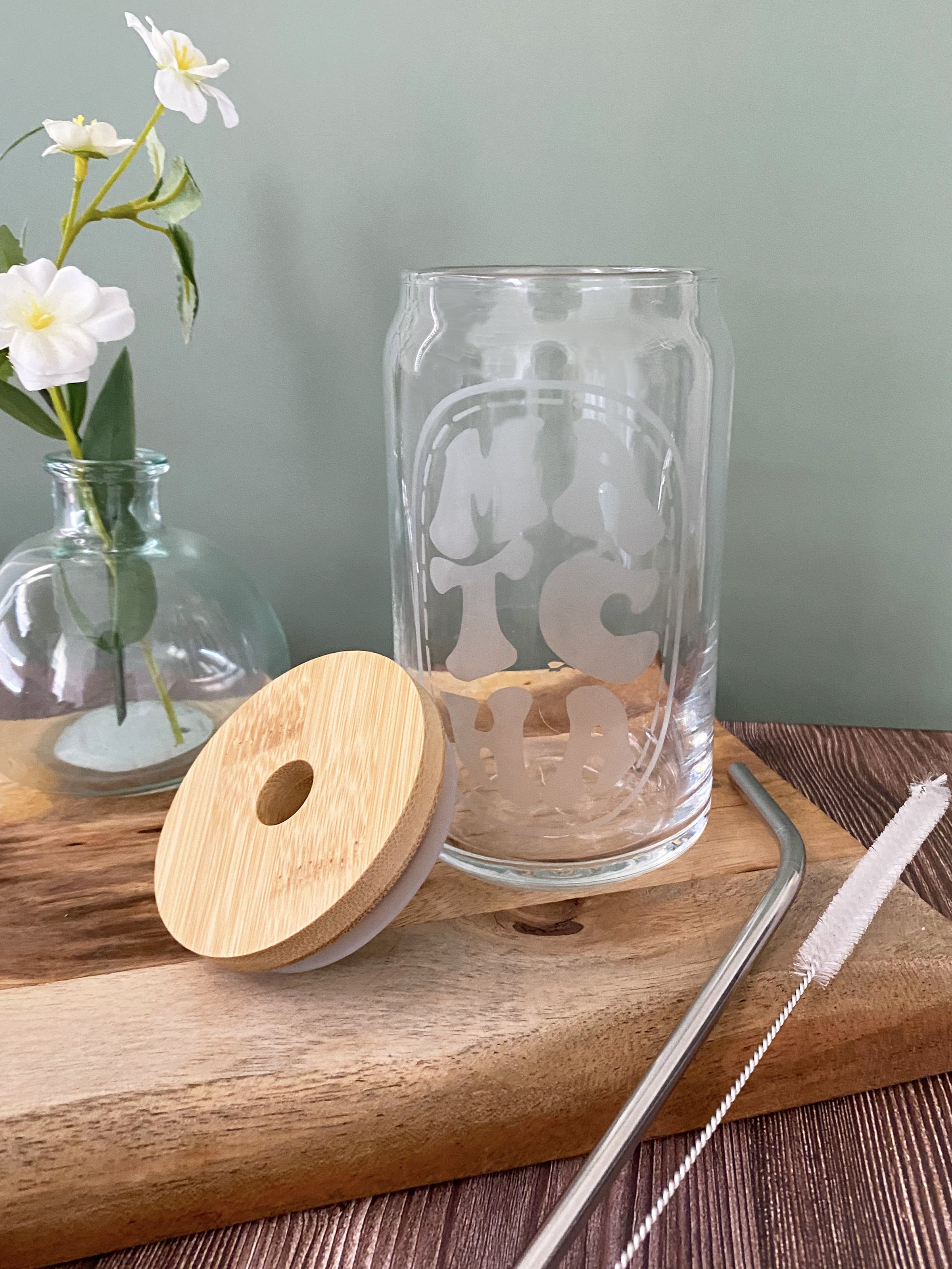 Matcha Glass Tumbler with bamboo lid & straw